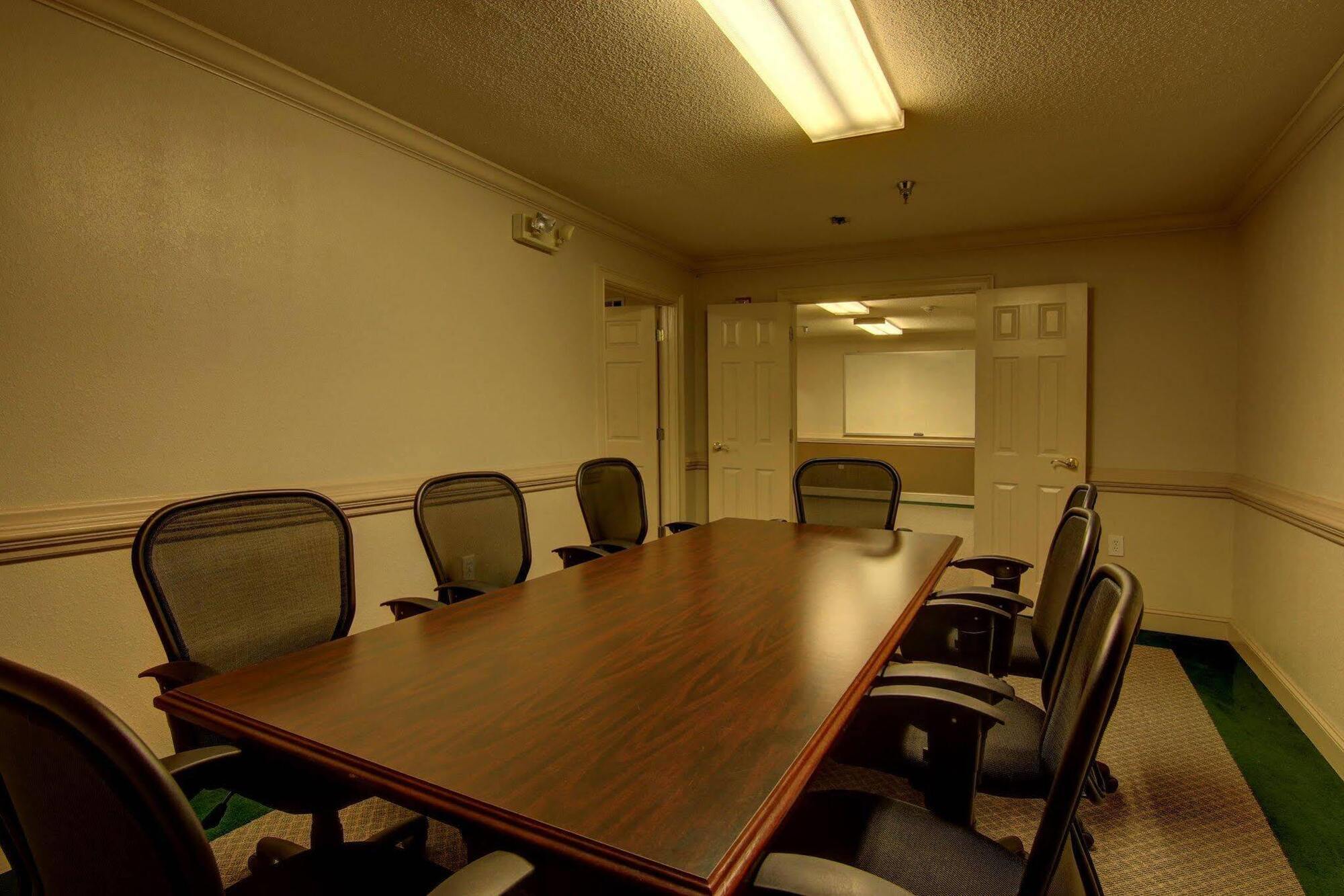 Intown Suites Extended Stay Marietta Ga - Town Center Kennesaw Exterior foto